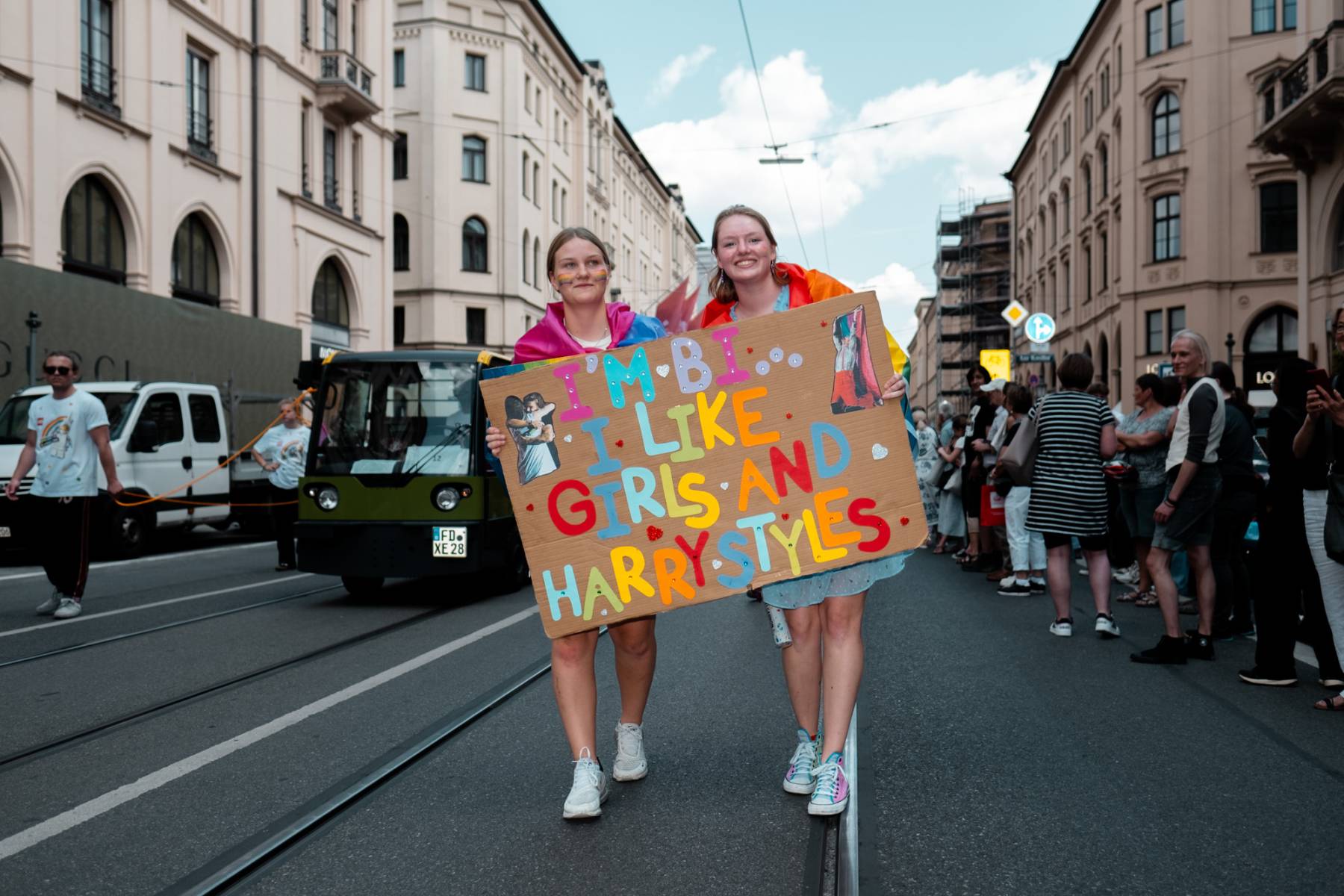 181  Gruppen und Initiativen haben sich für die Parade zum Christopher Street Day in München angemeldet. Der Umzug ging vom Mariahilfsplatz bis zur Maximilianstraße.